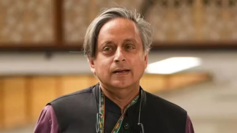 shashi_tharoor
