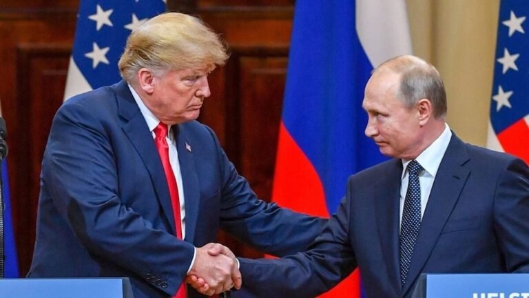 672d209a6d3a8-us-president-elect-donald-trump-and-russian-president-vladimir-putin-07182982-16x9