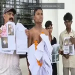 आवेदन की माला पहनकर रायपुर निगम में अर्धनग्न प्रदर्शन:स्पीड ब्रेकर से सड़क मरम्मत तक 4 मांगें, कहा- कई बार आवेदन फिर भी समाधान नहीं
